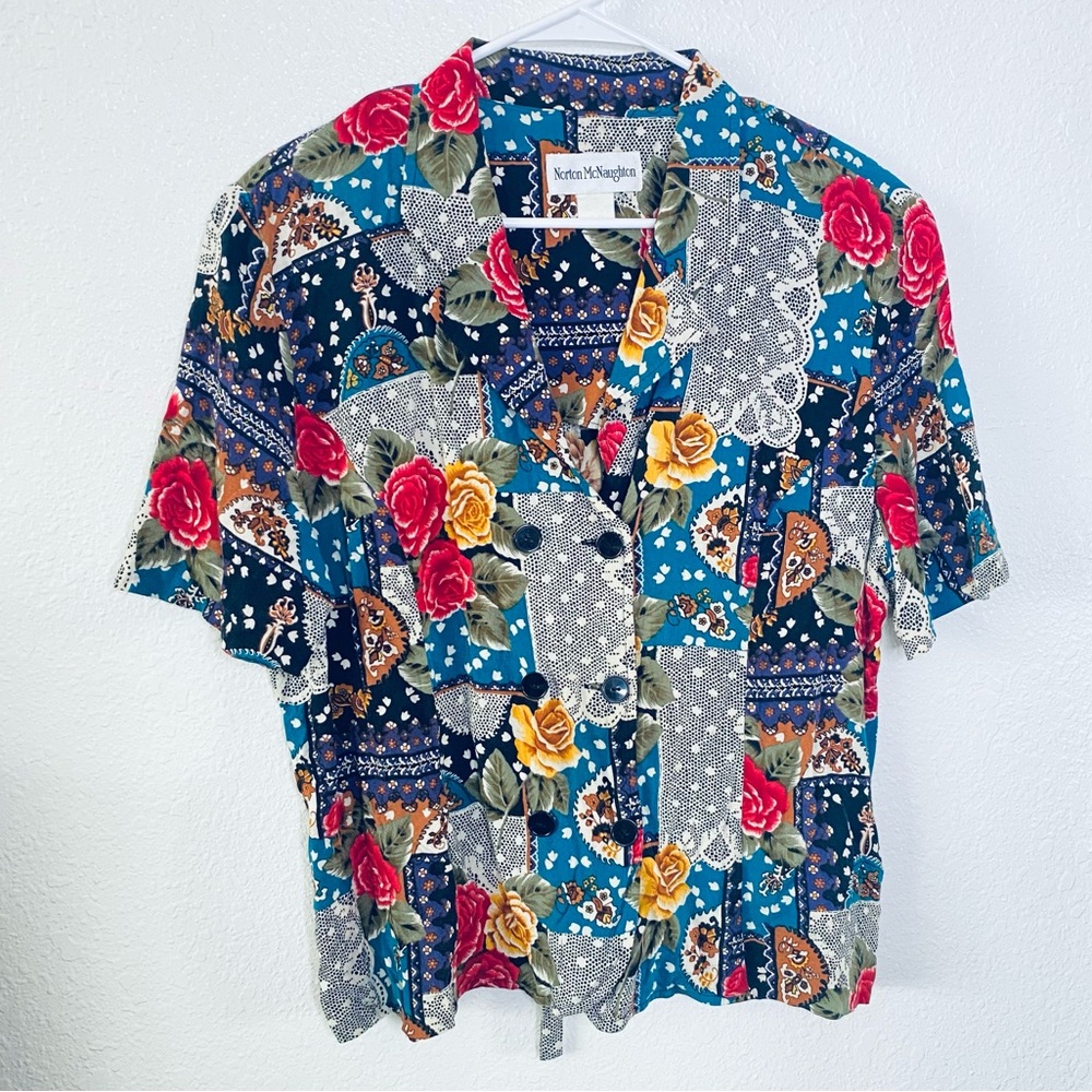 🍓 Norton McNaughton Vintage Patchwork Floral Print Double Buttoned Front Top 12